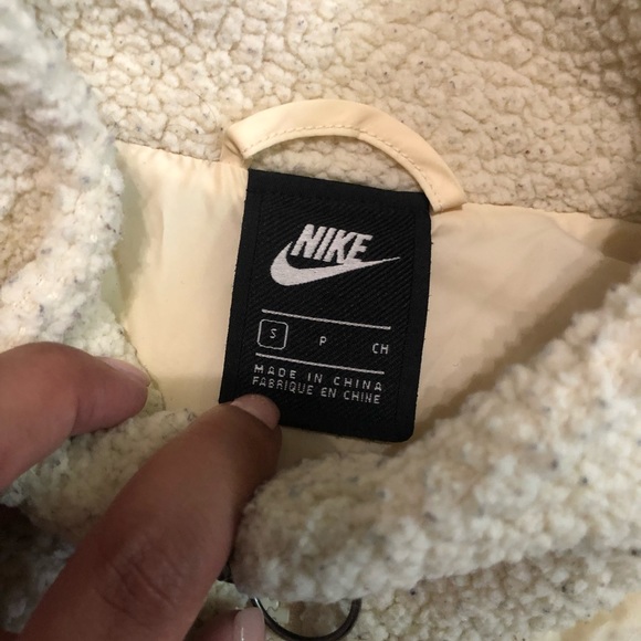 Nike Sportswear Full Zip Sherpa Size Large Track Jacket Muslin BV3040-115 small - Picture 9 of 12